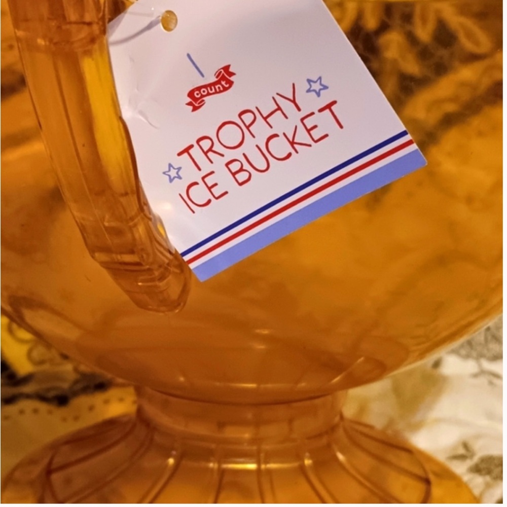 2 - Count Trophy Ice Bucket - Picture 3 of 4